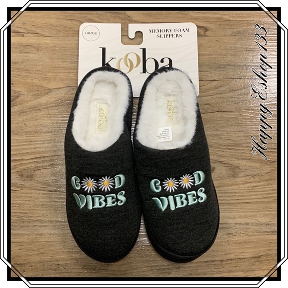 Kooba Shoes Kooba Womens Good Vibes Floral Embroidered Faux Fur